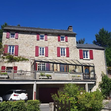 Maison D'Hotes "La Pierre Pointue" Saint-Léons 외부 사진